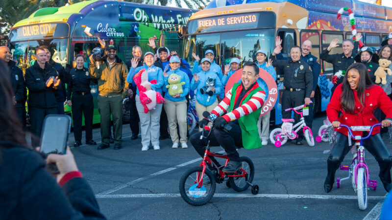 On Friday, December 5, 2025, the County of Los Angeles Fire Department (LACoFD) will join with ABC7 and local fire departments at the Community Toy Drive at the Los Cerritos Center.