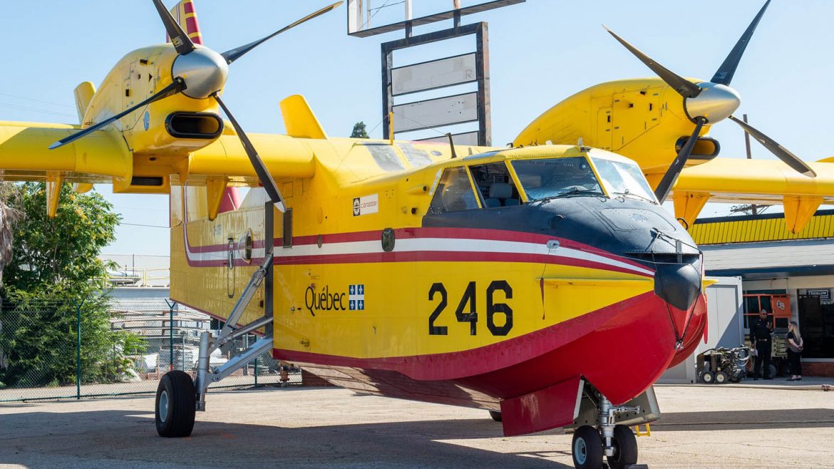 Front image of a super scooper.