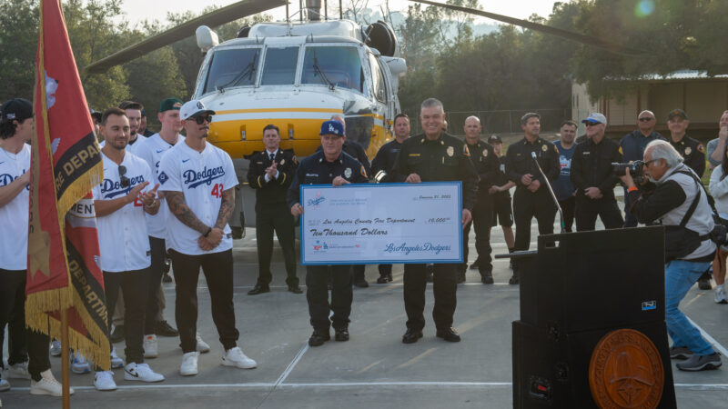 On Friday, January 31, 2025, the Los Angeles Dodgers wrapped up their Love LA Community Tour with a special visit to Camp 2 in La Cañada Flintridge, where they met with first responders from the County of Los Angeles Fire Department (LACoFD), Angeles National Forest, and Pasadena Fire Department.