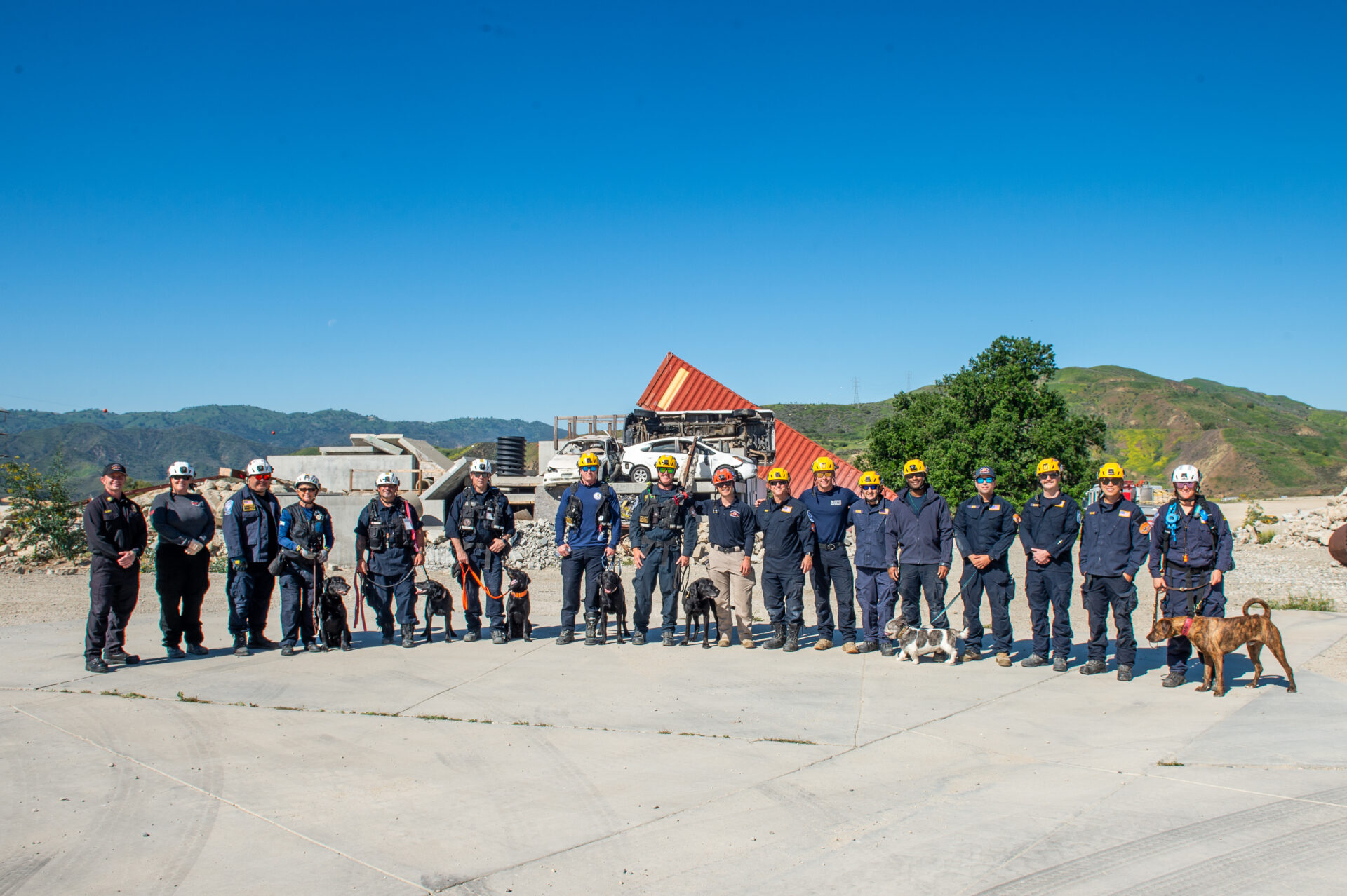 On Saturday, April 19, 2025, urban search and rescue canine teams came together for a collaborative effort between the Department and our partners at the Search Dog Foundation (SDF) at the Del Valle Regional Training Center in Castaic.