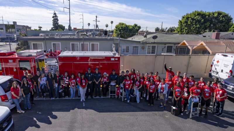 On Saturday, February 28, 2026, County of Los Angeles Fire Department (LACoFD) Engine 18 joined the American Red Cross “Sound the Alarm” event in the City of Inglewood. The “Sound the Alarm” campaign is a nationwide campaign that includes free smoke alarms, home installation, and education families about home fire safety.